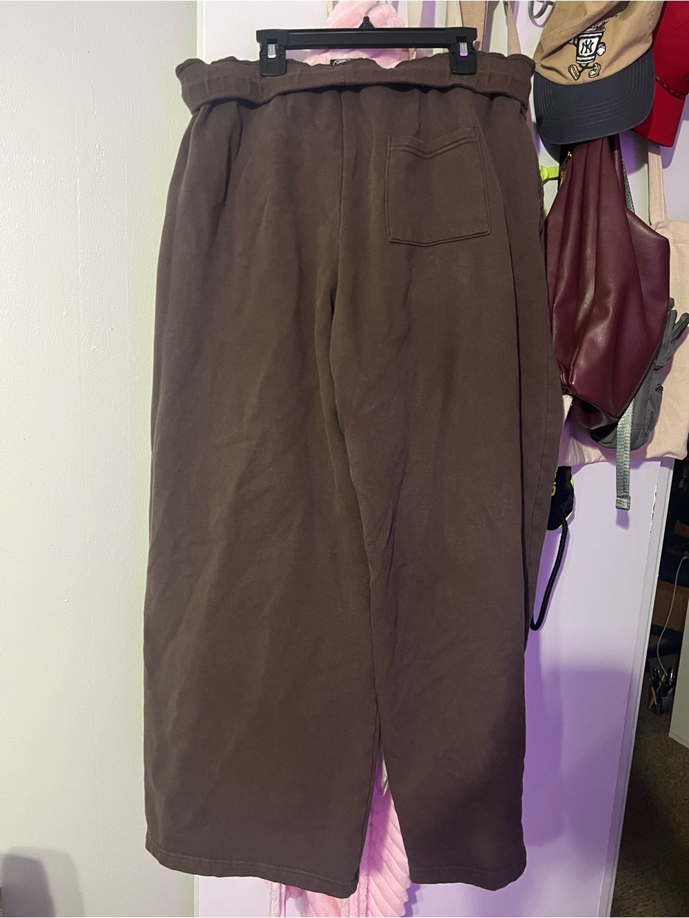 Pacific Sunwear Women’s Brown Wide-Leg Sweatpants - Picture 2 of 4